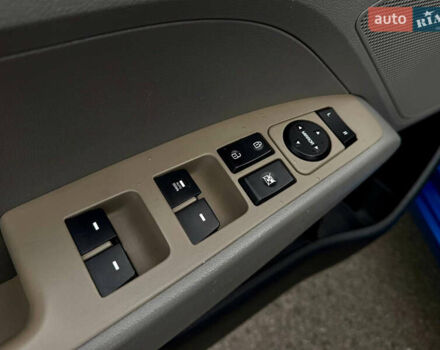 Синий Хендай Элантра, объемом двигателя 2 л и пробегом 145 тыс. км за 9950 $, фото 25 на Automoto.ua