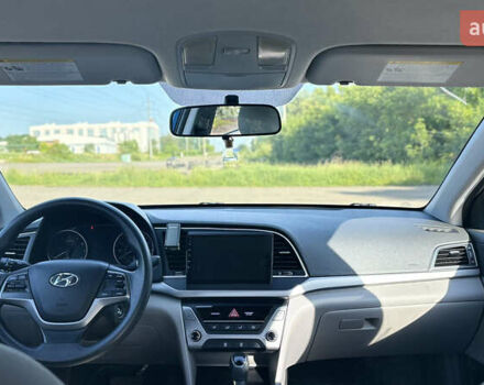 Синій Хендай Елантра, об'ємом двигуна 2 л та пробігом 207 тис. км за 10200 $, фото 9 на Automoto.ua