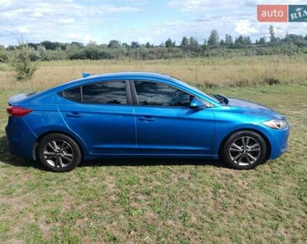Синий Хендай Элантра, объемом двигателя 2 л и пробегом 123 тыс. км за 11200 $, фото 5 на Automoto.ua