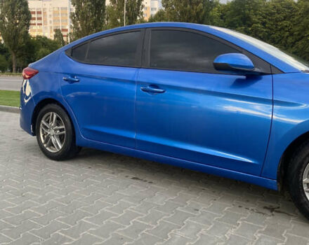 Синій Хендай Елантра, об'ємом двигуна 2 л та пробігом 194 тис. км за 9900 $, фото 6 на Automoto.ua