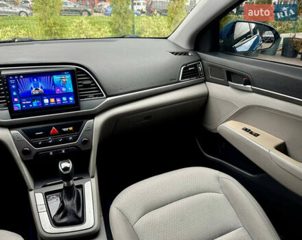 Синий Хендай Элантра, объемом двигателя 2 л и пробегом 145 тыс. км за 9950 $, фото 18 на Automoto.ua