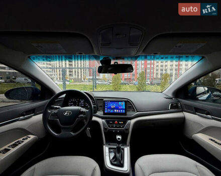 Синий Хендай Элантра, объемом двигателя 2 л и пробегом 145 тыс. км за 9950 $, фото 30 на Automoto.ua