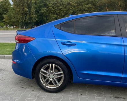 Синій Хендай Елантра, об'ємом двигуна 2 л та пробігом 194 тис. км за 9900 $, фото 7 на Automoto.ua