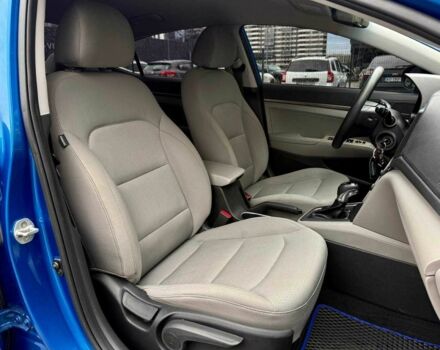 Хендай Элантра 2016 в Киеве на Automoto.ua Синий Хендай Элантра, объемом двигателя 2 л и пробегом 145 тыс. км за 9950 $, фото 9 на Automoto.ua