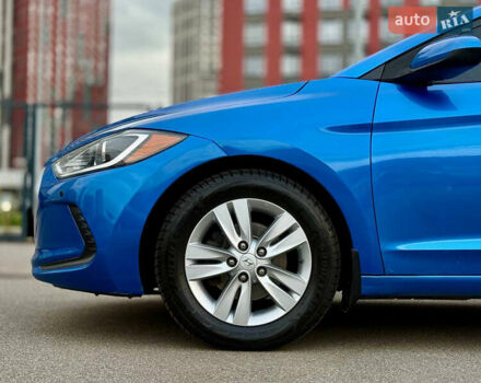 Синий Хендай Элантра, объемом двигателя 2 л и пробегом 145 тыс. км за 9950 $, фото 10 на Automoto.ua