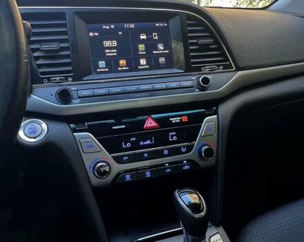 Синій Хендай Елантра, об'ємом двигуна 2 л та пробігом 168 тис. км за 11500 $, фото 19 на Automoto.ua