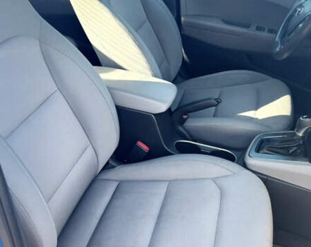 Синій Хендай Елантра, об'ємом двигуна 2 л та пробігом 207 тис. км за 10200 $, фото 7 на Automoto.ua