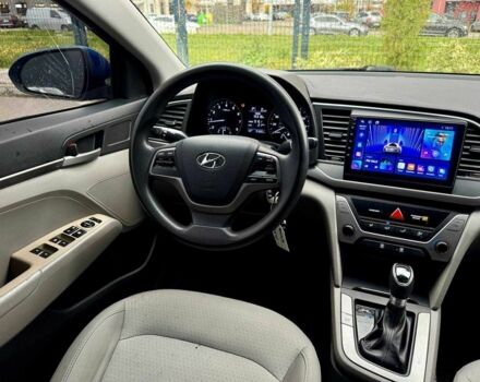 Хендай Элантра 2016 в Киеве на Automoto.ua Синий Хендай Элантра, объемом двигателя 2 л и пробегом 145 тыс. км за 9950 $, фото 12 на Automoto.ua
