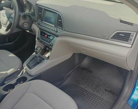 Синий Хендай Элантра, объемом двигателя 2 л и пробегом 123 тыс. км за 11200 $, фото 10 на Automoto.ua