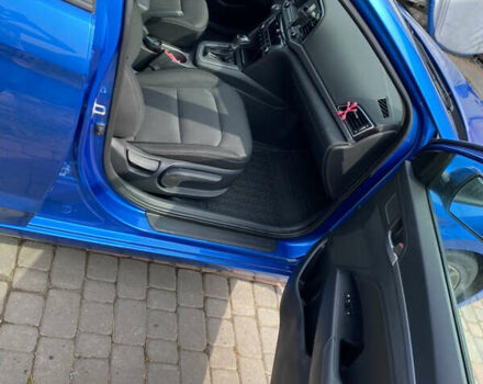 Синий Хендай Элантра, объемом двигателя 1.98 л и пробегом 180 тыс. км за 10300 $, фото 13 на Automoto.ua