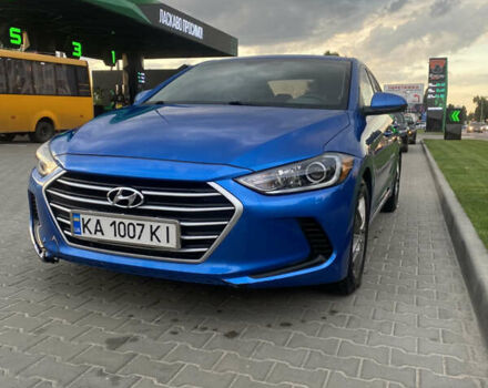 Синій Хендай Елантра, об'ємом двигуна 2 л та пробігом 194 тис. км за 9900 $, фото 1 на Automoto.ua