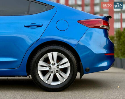 Синий Хендай Элантра, объемом двигателя 2 л и пробегом 145 тыс. км за 9950 $, фото 11 на Automoto.ua