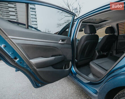 Синий Хендай Элантра, объемом двигателя 2 л и пробегом 92 тыс. км за 12000 $, фото 15 на Automoto.ua