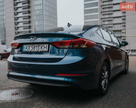 Синий Хендай Элантра, объемом двигателя 2 л и пробегом 92 тыс. км за 12000 $, фото 11 на Automoto.ua