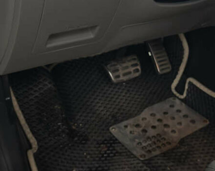 Синий Хендай Элантра, объемом двигателя 2 л и пробегом 100 тыс. км за 11000 $, фото 10 на Automoto.ua