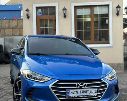 Синій Хендай Елантра, об'ємом двигуна 2 л та пробігом 180 тис. км за 10500 $, фото 1 на Automoto.ua