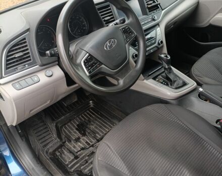 Синий Хендай Элантра, объемом двигателя 2 л и пробегом 102 тыс. км за 9999 $, фото 4 на Automoto.ua