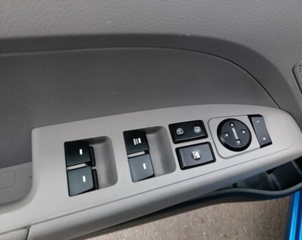 Синий Хендай Элантра, объемом двигателя 2 л и пробегом 80 тыс. км за 10500 $, фото 9 на Automoto.ua