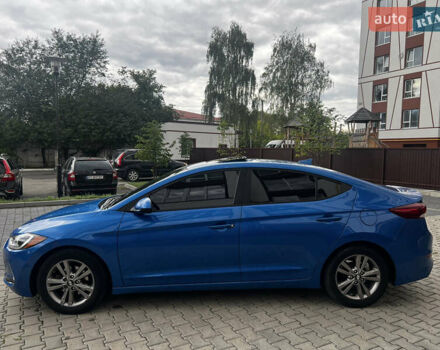 Синий Хендай Элантра, объемом двигателя 2 л и пробегом 173 тыс. км за 13300 $, фото 2 на Automoto.ua
