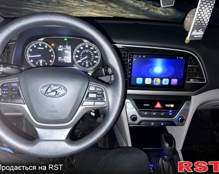 Синий Хендай Элантра, объемом двигателя 2 л и пробегом 126 тыс. км за 9999 $, фото 7 на Automoto.ua