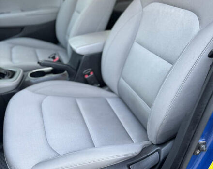 Синій Хендай Елантра, об'ємом двигуна 2 л та пробігом 180 тис. км за 10500 $, фото 11 на Automoto.ua