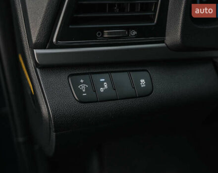 Синий Хендай Элантра, объемом двигателя 2 л и пробегом 92 тыс. км за 12000 $, фото 24 на Automoto.ua