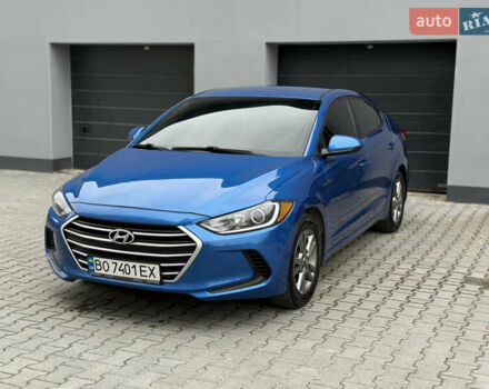 Синий Хендай Элантра, объемом двигателя 2 л и пробегом 209 тыс. км за 9300 $, фото 2 на Automoto.ua