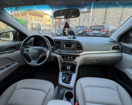 Синій Хендай Елантра, об'ємом двигуна 2 л та пробігом 180 тис. км за 10500 $, фото 30 на Automoto.ua