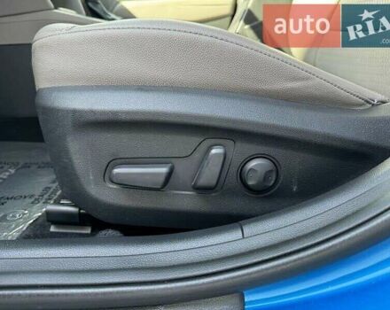 Синий Хендай Элантра, объемом двигателя 2 л и пробегом 109 тыс. км за 2900 $, фото 5 на Automoto.ua