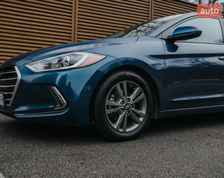 Синий Хендай Элантра, объемом двигателя 2 л и пробегом 92 тыс. км за 12000 $, фото 2 на Automoto.ua