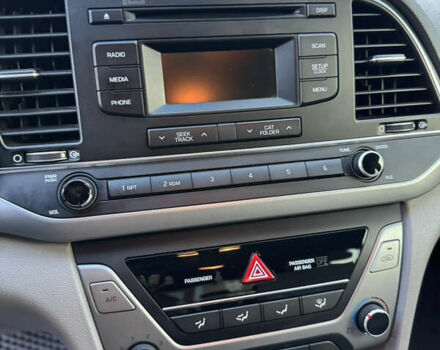 Синій Хендай Елантра, об'ємом двигуна 2 л та пробігом 180 тис. км за 10500 $, фото 18 на Automoto.ua