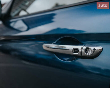 Синий Хендай Элантра, объемом двигателя 2 л и пробегом 92 тыс. км за 12000 $, фото 4 на Automoto.ua