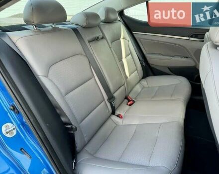 Синий Хендай Элантра, объемом двигателя 2 л и пробегом 109 тыс. км за 2900 $, фото 9 на Automoto.ua