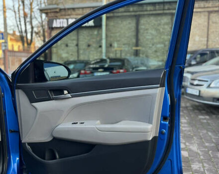 Синій Хендай Елантра, об'ємом двигуна 2 л та пробігом 180 тис. км за 10500 $, фото 27 на Automoto.ua