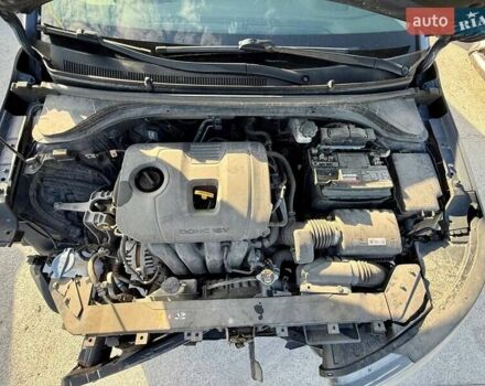 Синій Хендай Елантра, об'ємом двигуна 2 л та пробігом 160 тис. км за 8500 $, фото 16 на Automoto.ua