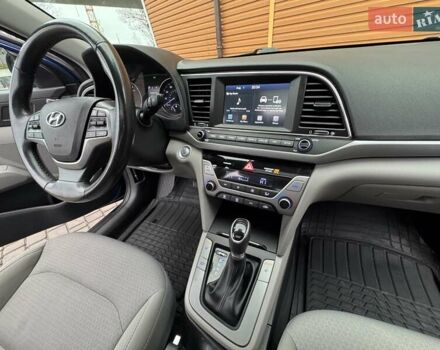 Синій Хендай Елантра, об'ємом двигуна 2 л та пробігом 56 тис. км за 11500 $, фото 26 на Automoto.ua