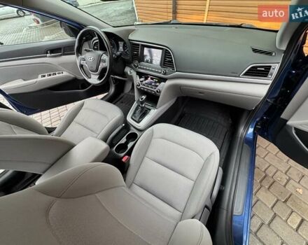 Синій Хендай Елантра, об'ємом двигуна 2 л та пробігом 56 тис. км за 11500 $, фото 28 на Automoto.ua