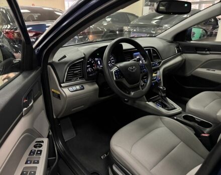 Синий Хендай Элантра, объемом двигателя 2 л и пробегом 33 тыс. км за 12500 $, фото 9 на Automoto.ua