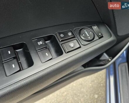 Синій Хендай Елантра, об'ємом двигуна 1.6 л та пробігом 119 тис. км за 13350 $, фото 42 на Automoto.ua