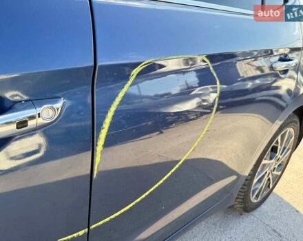 Синій Хендай Елантра, об'ємом двигуна 2 л та пробігом 160 тис. км за 8500 $, фото 7 на Automoto.ua