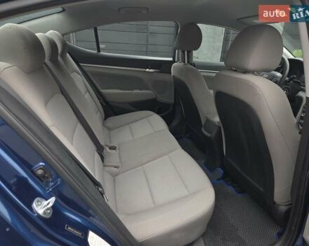 Синий Хендай Элантра, объемом двигателя 2 л и пробегом 98 тыс. км за 13500 $, фото 10 на Automoto.ua
