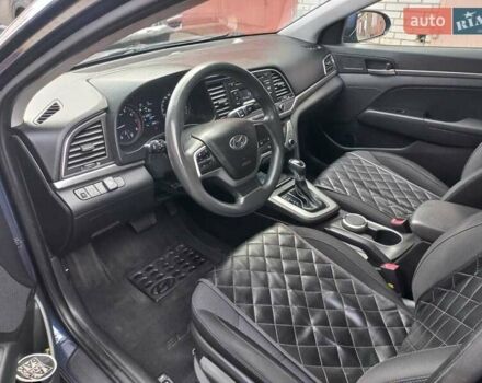 Хендай Элантра 2018 в Киеве на Automoto.ua Синий Хендай Элантра, объемом двигателя 1.59 л и пробегом 119 тыс. км за 11500 $, фото 2 на Automoto.ua