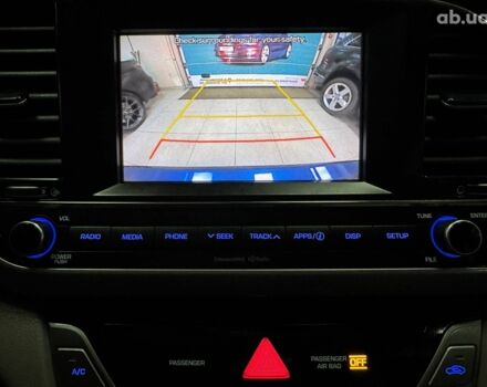 Синий Хендай Элантра, объемом двигателя 0 л и пробегом 33 тыс. км за 12500 $, фото 2 на Automoto.ua