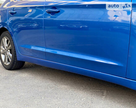 Синій Хендай Елантра, об'ємом двигуна 2 л та пробігом 135 тис. км за 11500 $, фото 143 на Automoto.ua