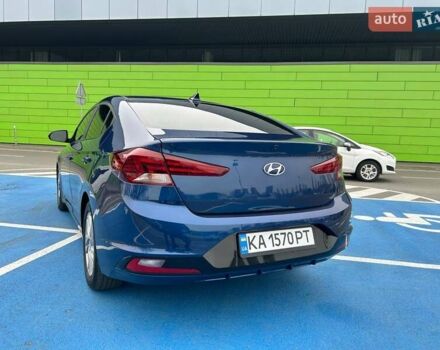 Синий Хендай Элантра, объемом двигателя 2 л и пробегом 140 тыс. км за 12800 $, фото 2 на Automoto.ua