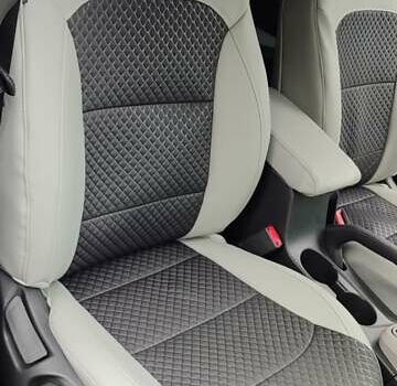 Синий Хендай Элантра, объемом двигателя 2 л и пробегом 68 тыс. км за 14300 $, фото 16 на Automoto.ua