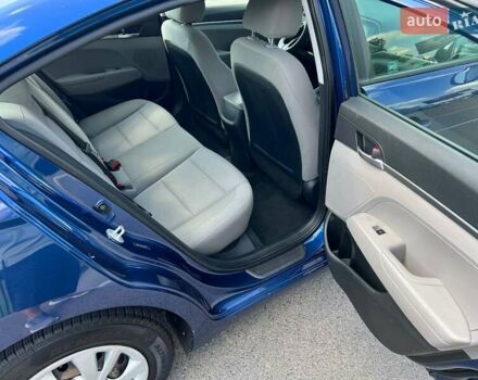 Синий Хендай Элантра, объемом двигателя 2 л и пробегом 154 тыс. км за 13500 $, фото 12 на Automoto.ua