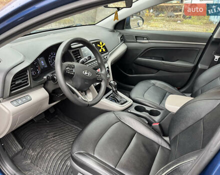 Синий Хендай Элантра, объемом двигателя 2 л и пробегом 144 тыс. км за 13500 $, фото 12 на Automoto.ua