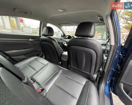Синий Хендай Элантра, объемом двигателя 2 л и пробегом 150 тыс. км за 12900 $, фото 11 на Automoto.ua