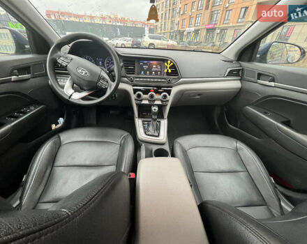 Синий Хендай Элантра, объемом двигателя 2 л и пробегом 144 тыс. км за 13500 $, фото 8 на Automoto.ua